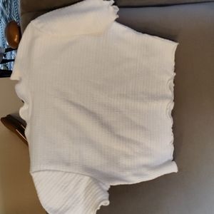 Cropped white shirt